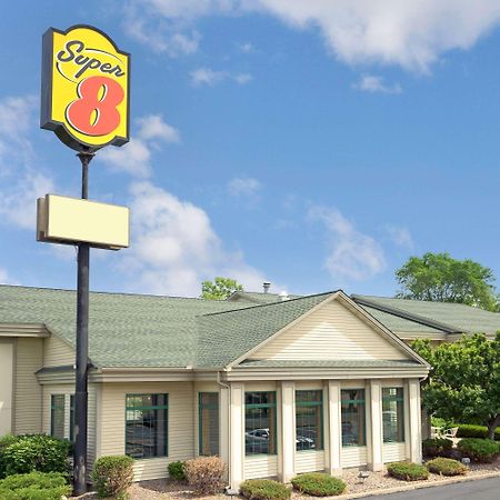 Hotel Super 8 By Wyndham Hudson Exterior foto